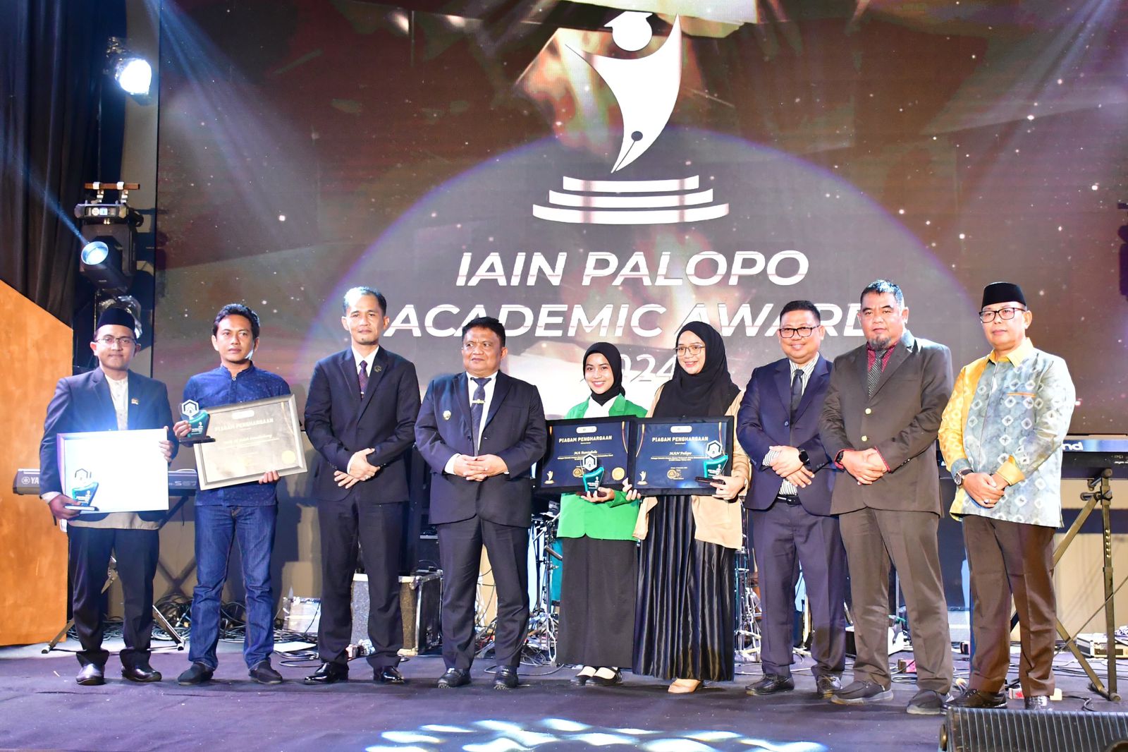 Pj Wali Kota Apresiasi Malam Academic Award IAIN Palopo